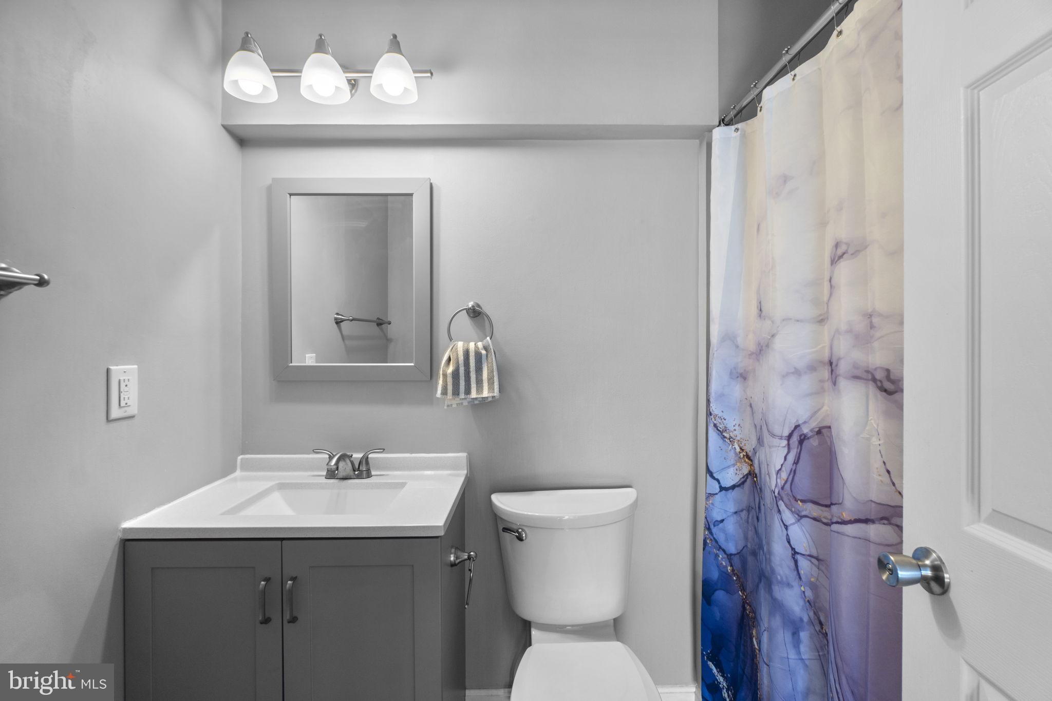 ROBIN MEADOWS - Residential