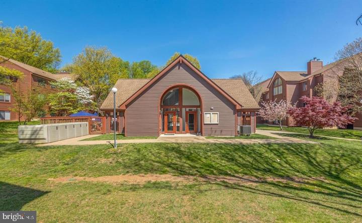 LEE OAKS - Residential