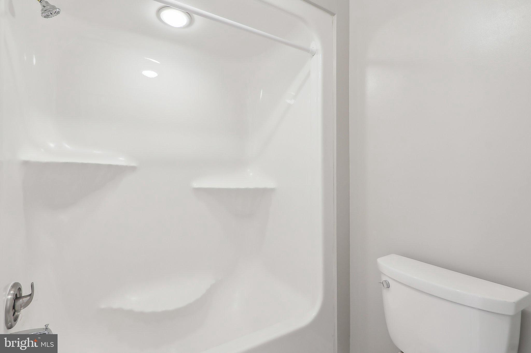 LEE OAKS - Residential