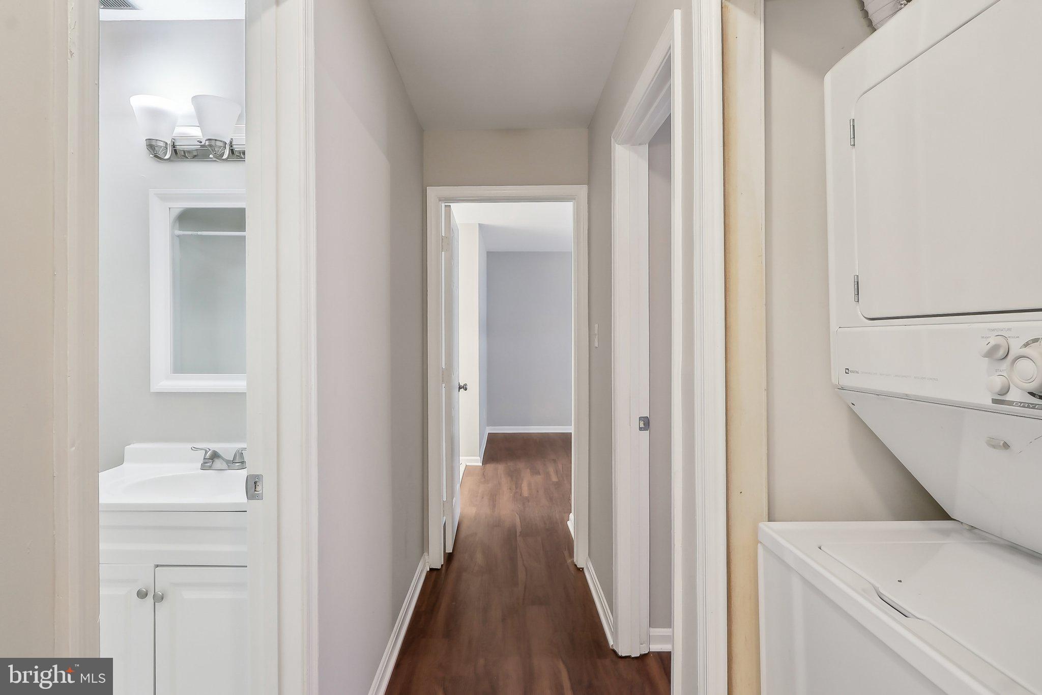 LEE OAKS - Residential