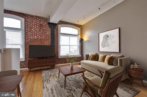 CHINATOWN - Residential Lease