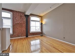 CHINATOWN - Residential Lease