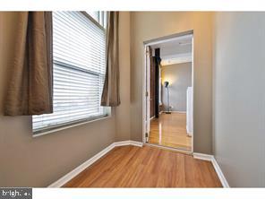 CHINATOWN - Residential Lease