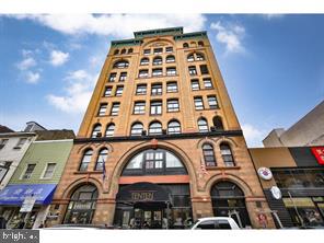 CHINATOWN - Residential Lease