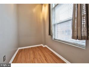 CHINATOWN - Residential Lease