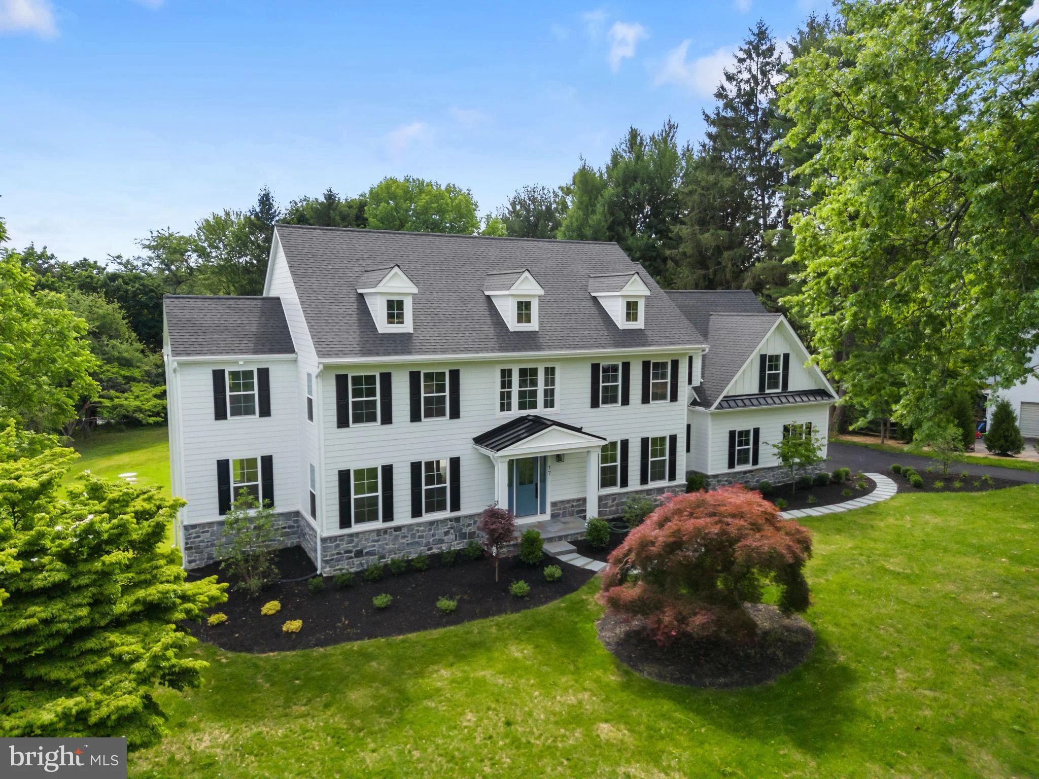 17 Hickory Lane