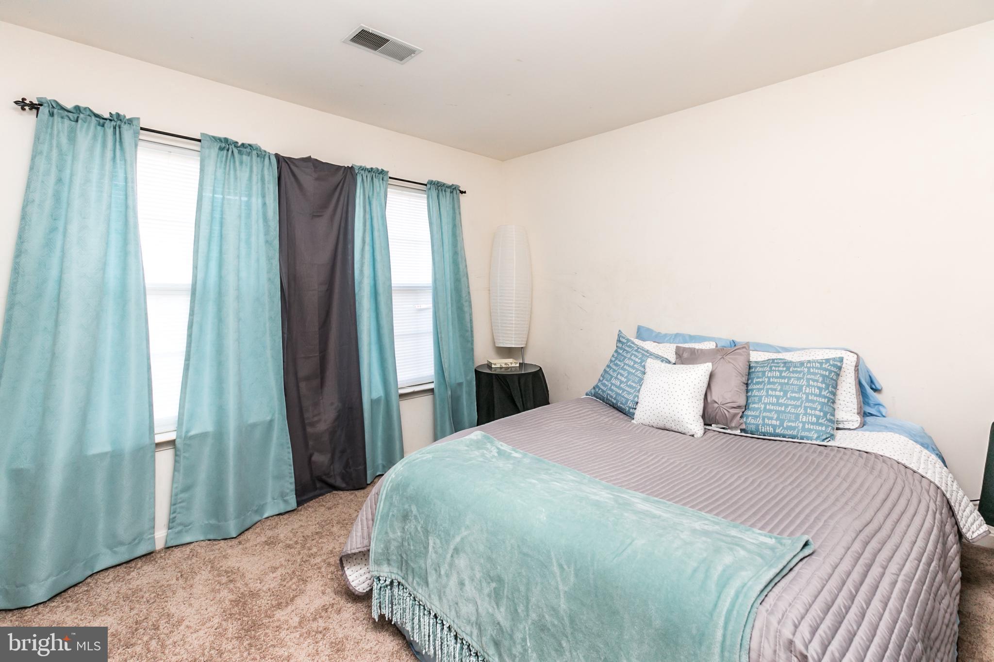 ARAGONA VILLAGE - Residential