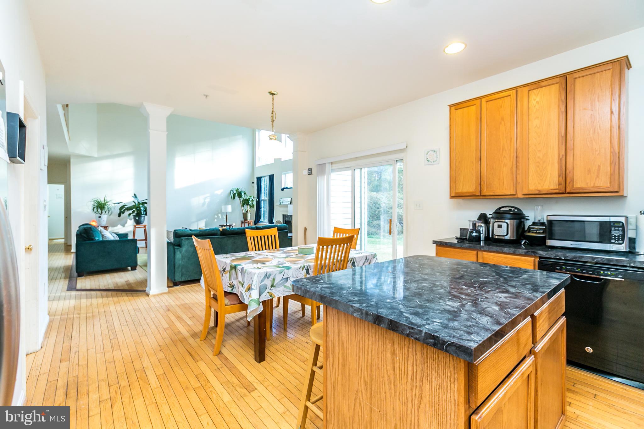 ARAGONA VILLAGE - Residential