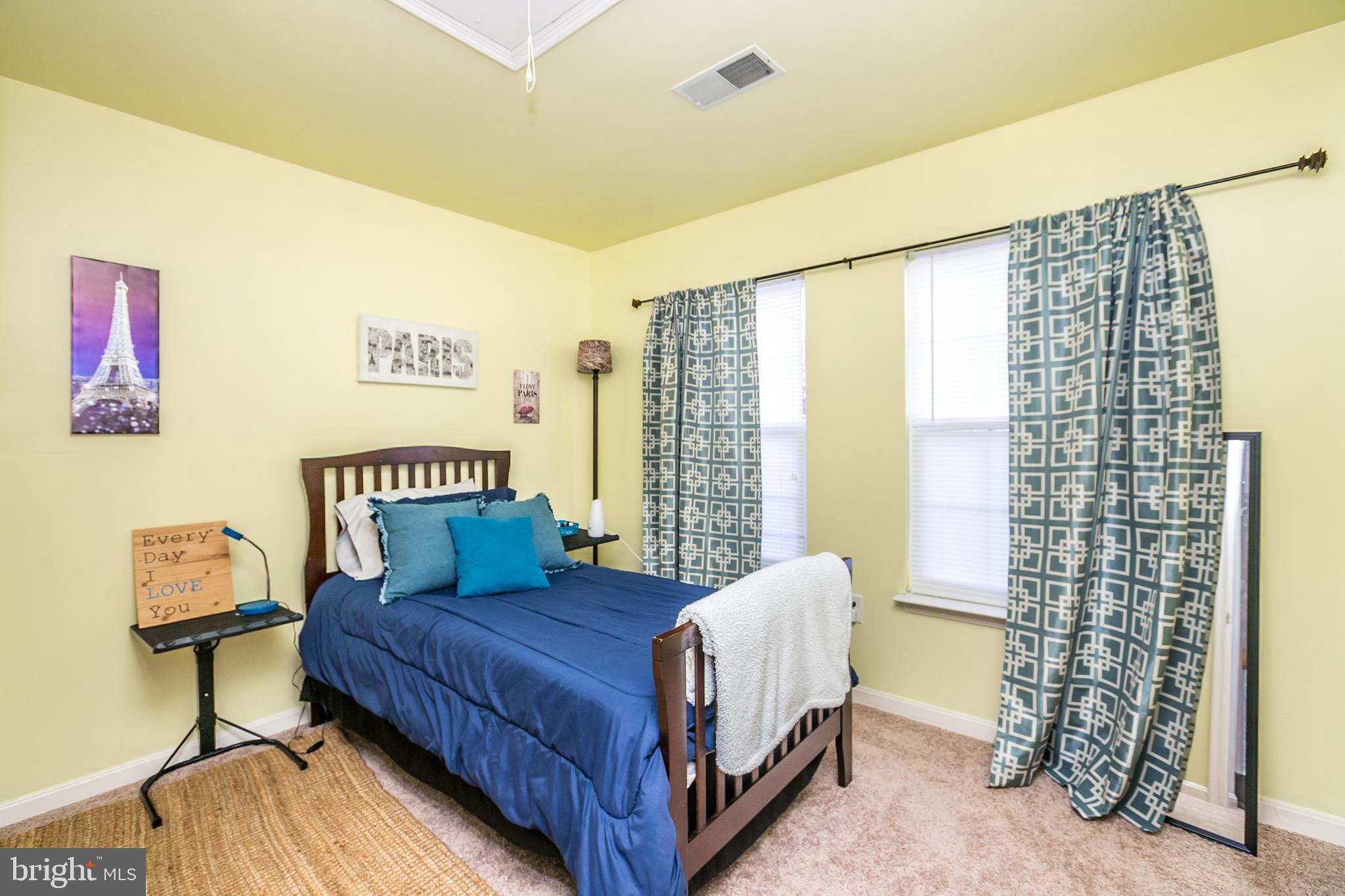 ARAGONA VILLAGE - Residential