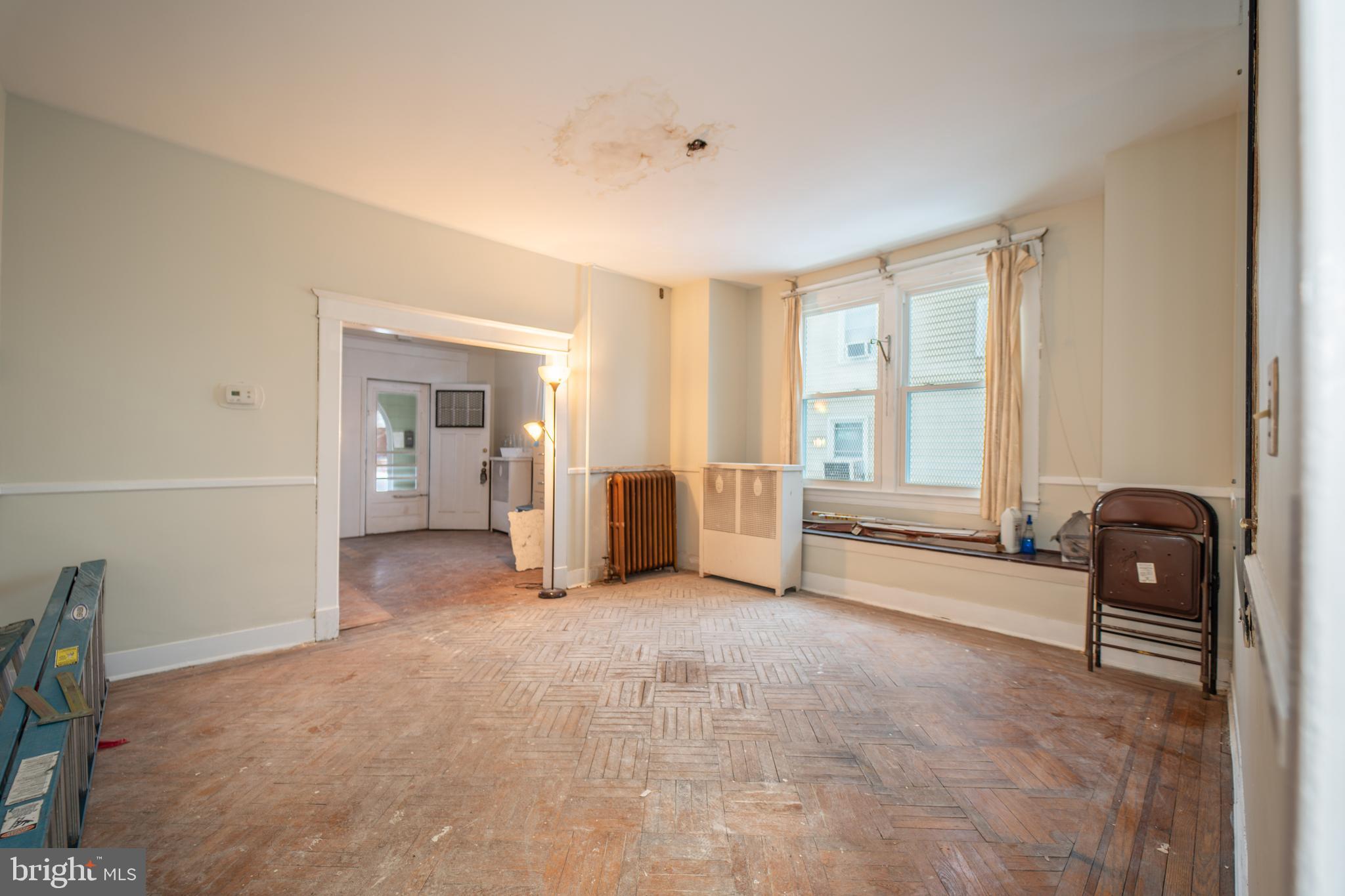 WINDSOR HILLS - Residential