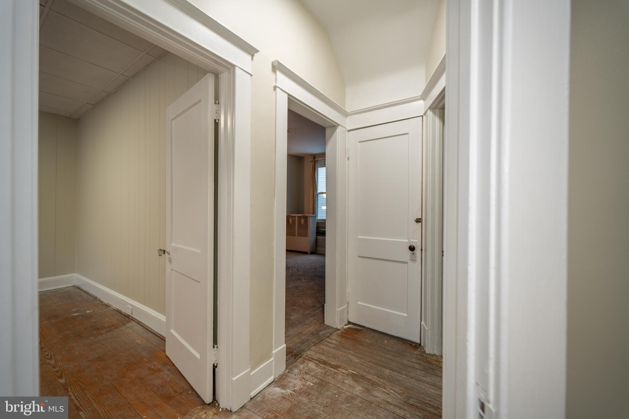 WINDSOR HILLS - Residential