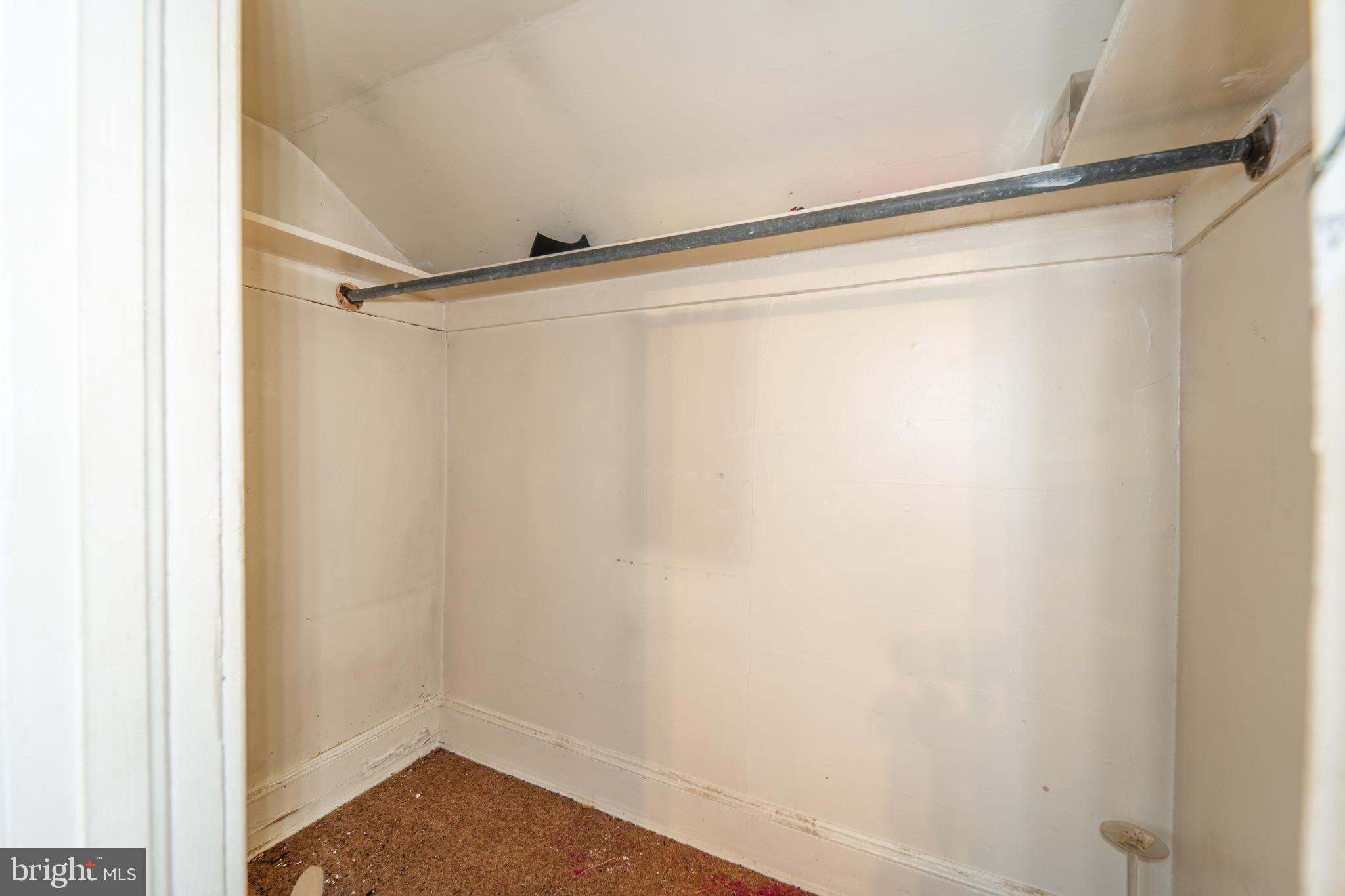 WINDSOR HILLS - Residential