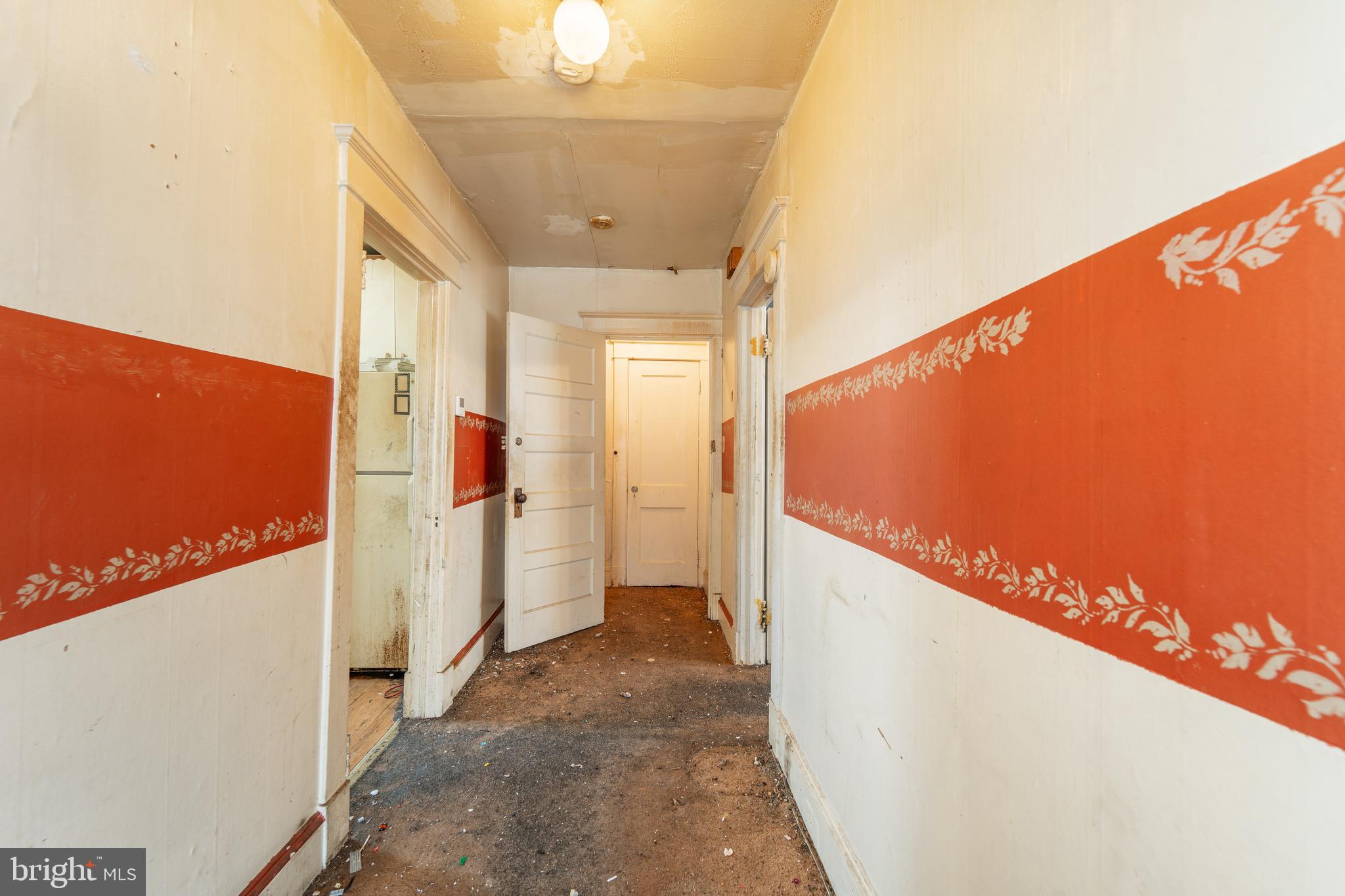 WINDSOR HILLS - Residential