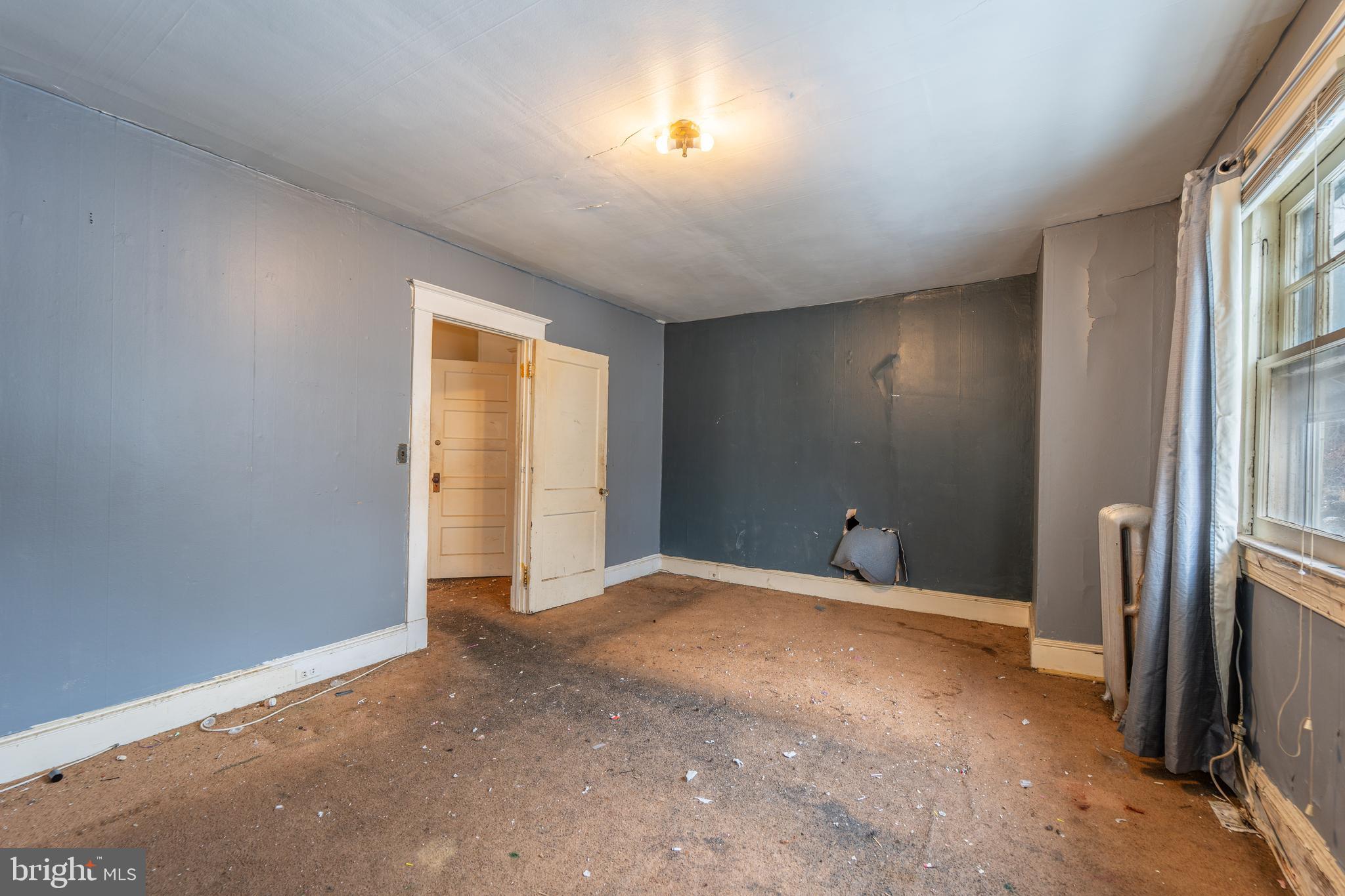 WINDSOR HILLS - Residential