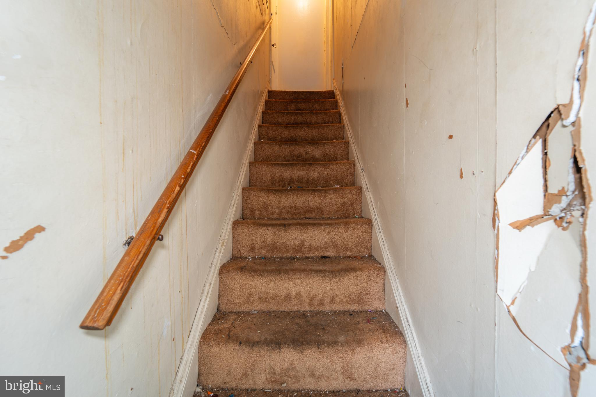 WINDSOR HILLS - Residential