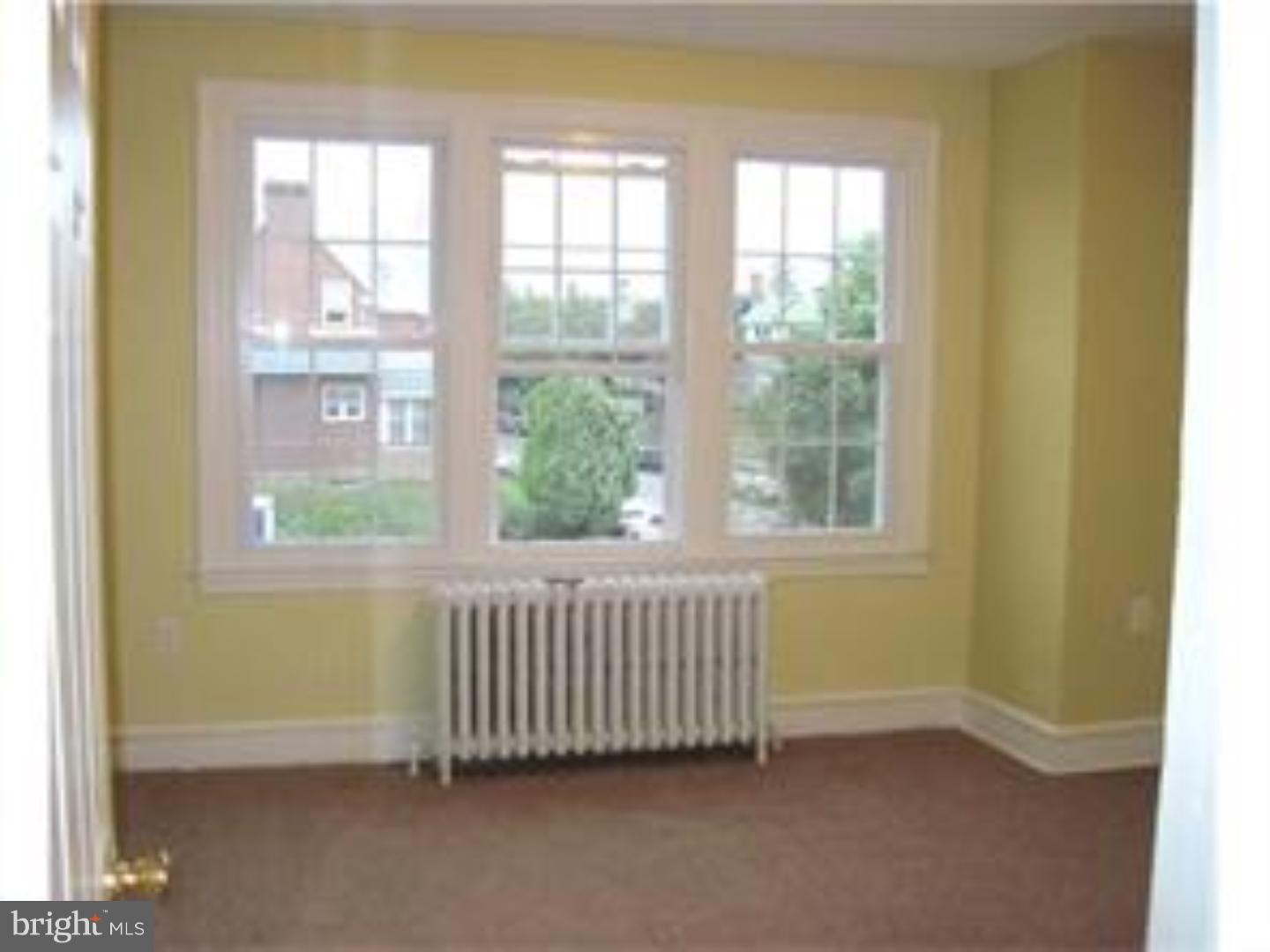 WEST OAK LANE - Residential