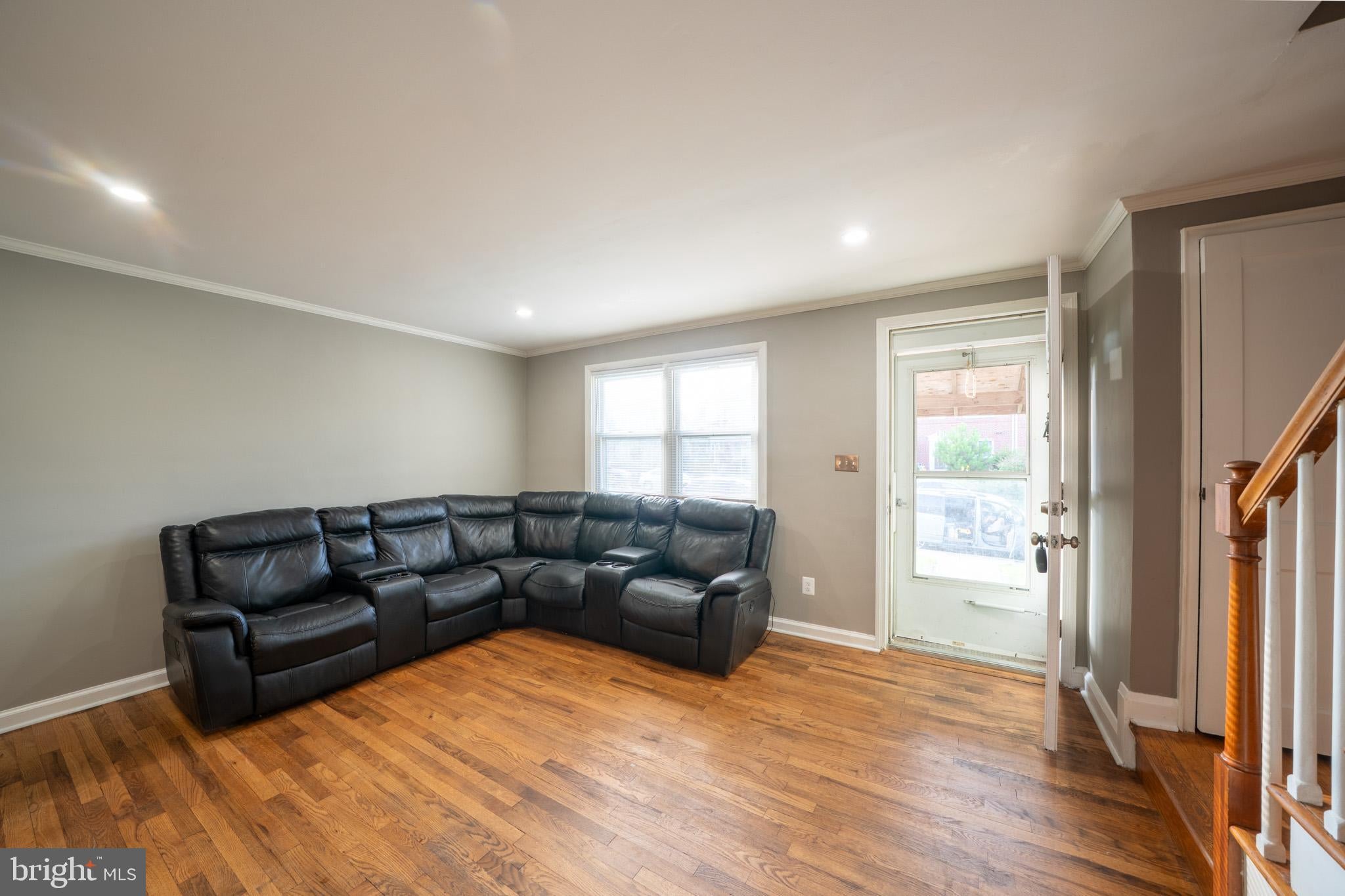 705 EASTSHIRE DRIVE