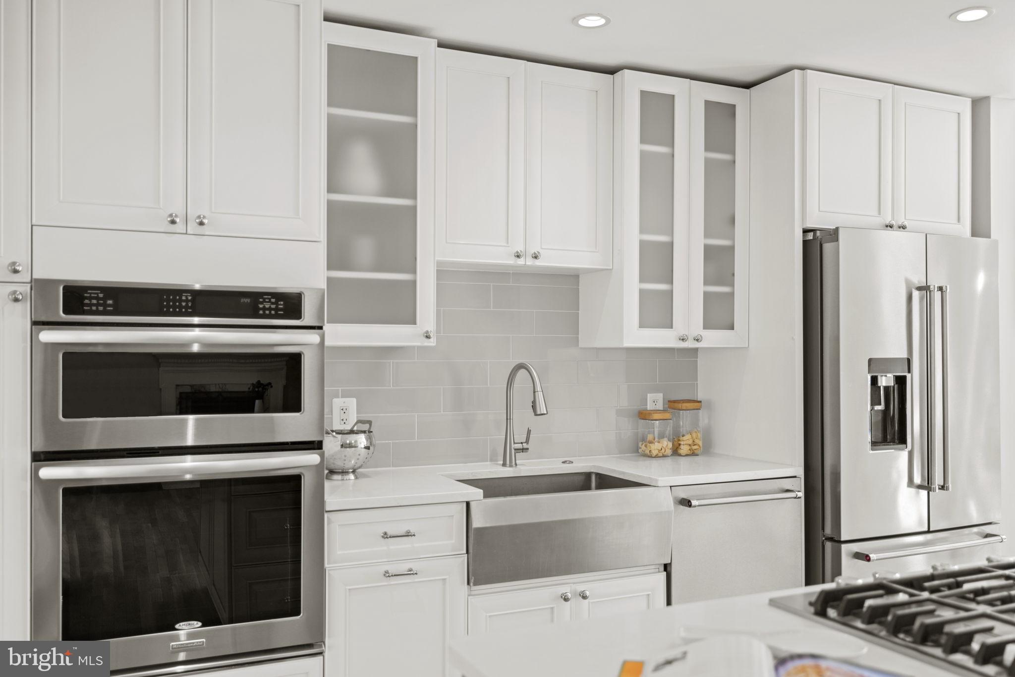 ROCKVILLE ESTATES - Residential