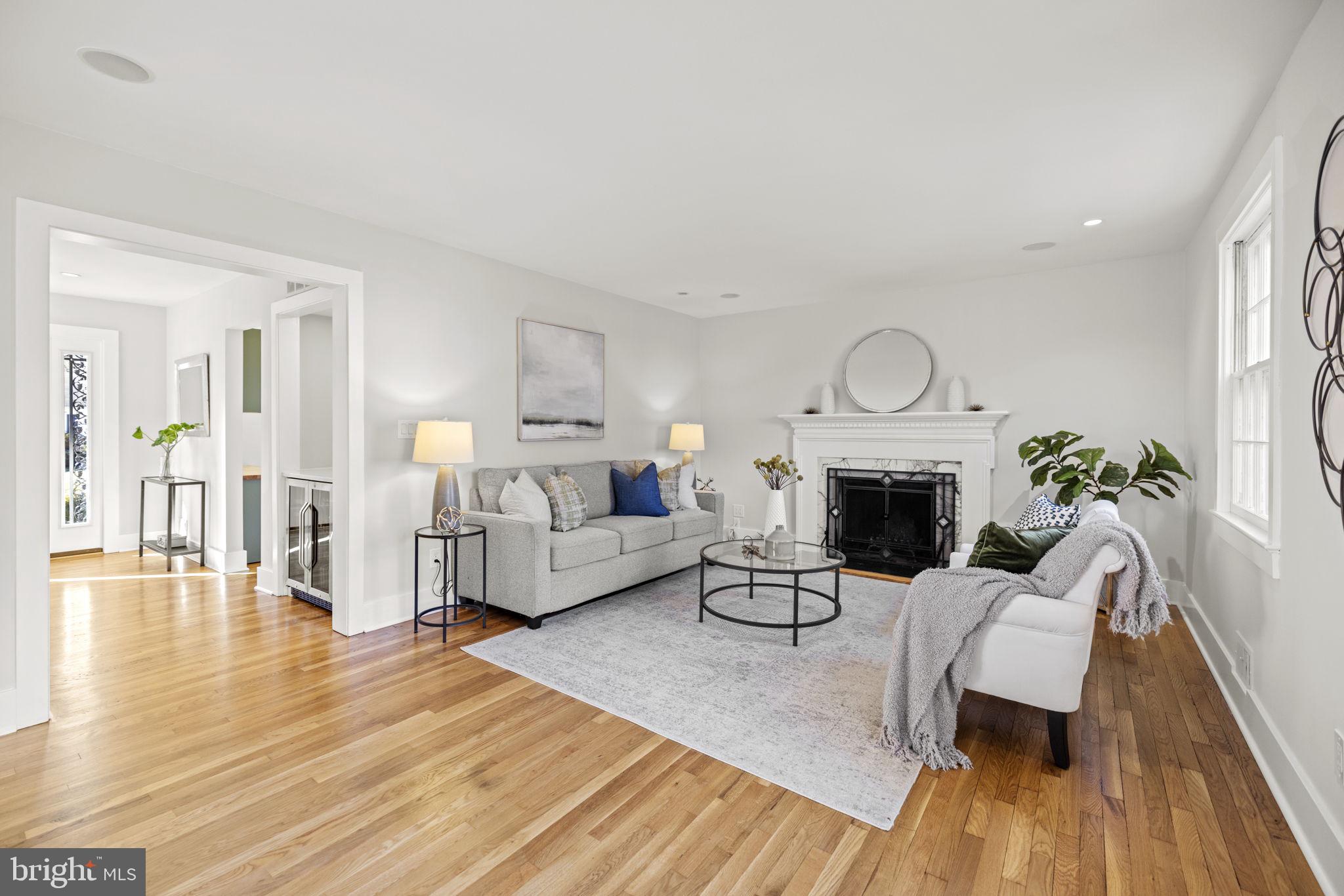 ROCKVILLE ESTATES - Residential