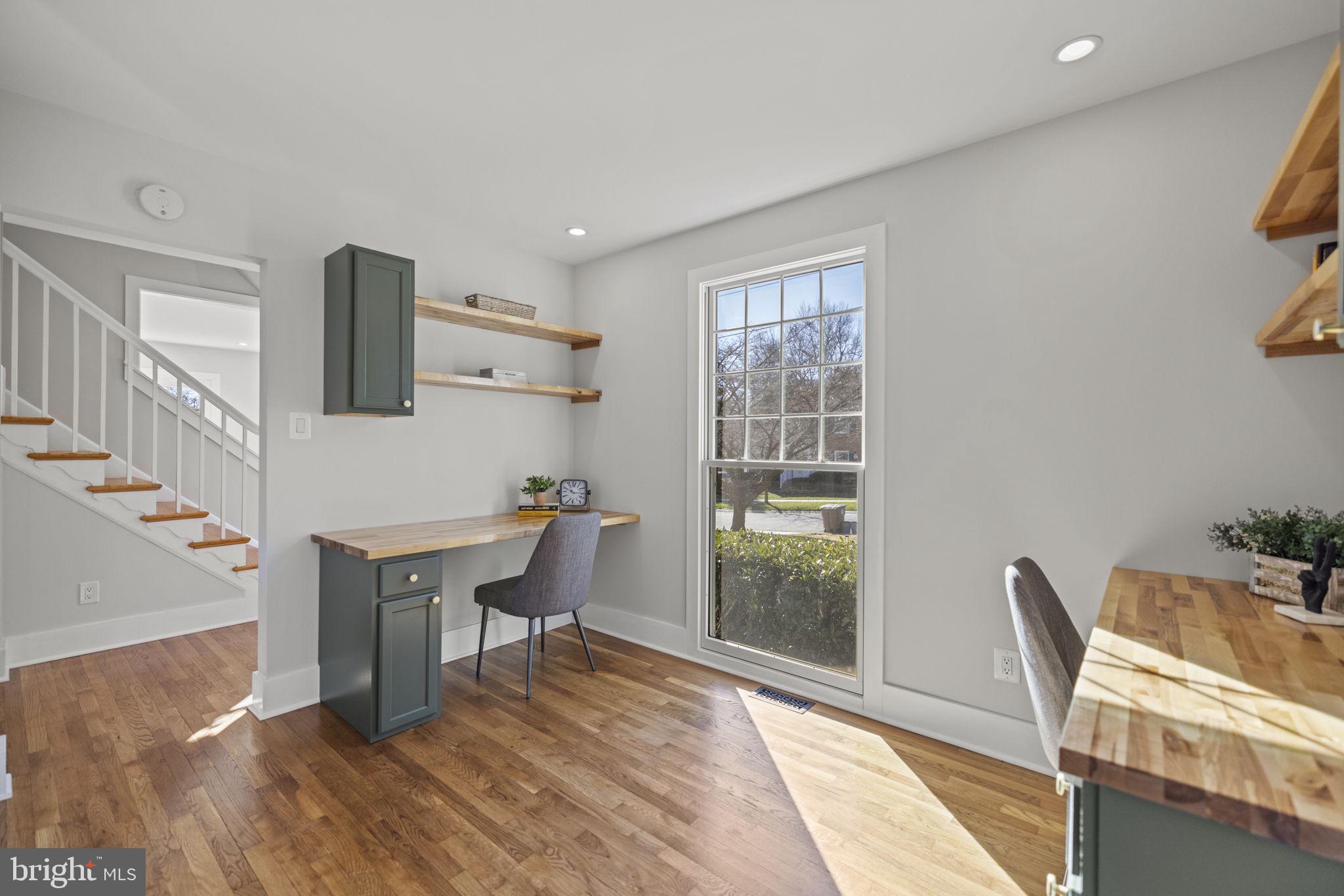 ROCKVILLE ESTATES - Residential