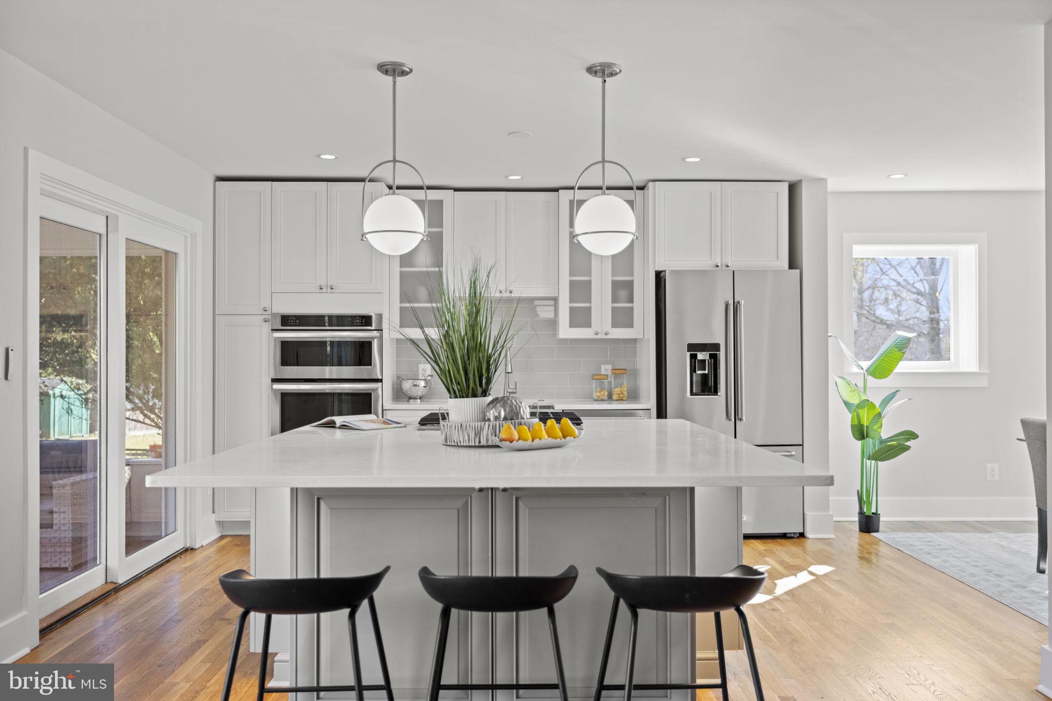 ROCKVILLE ESTATES - Residential