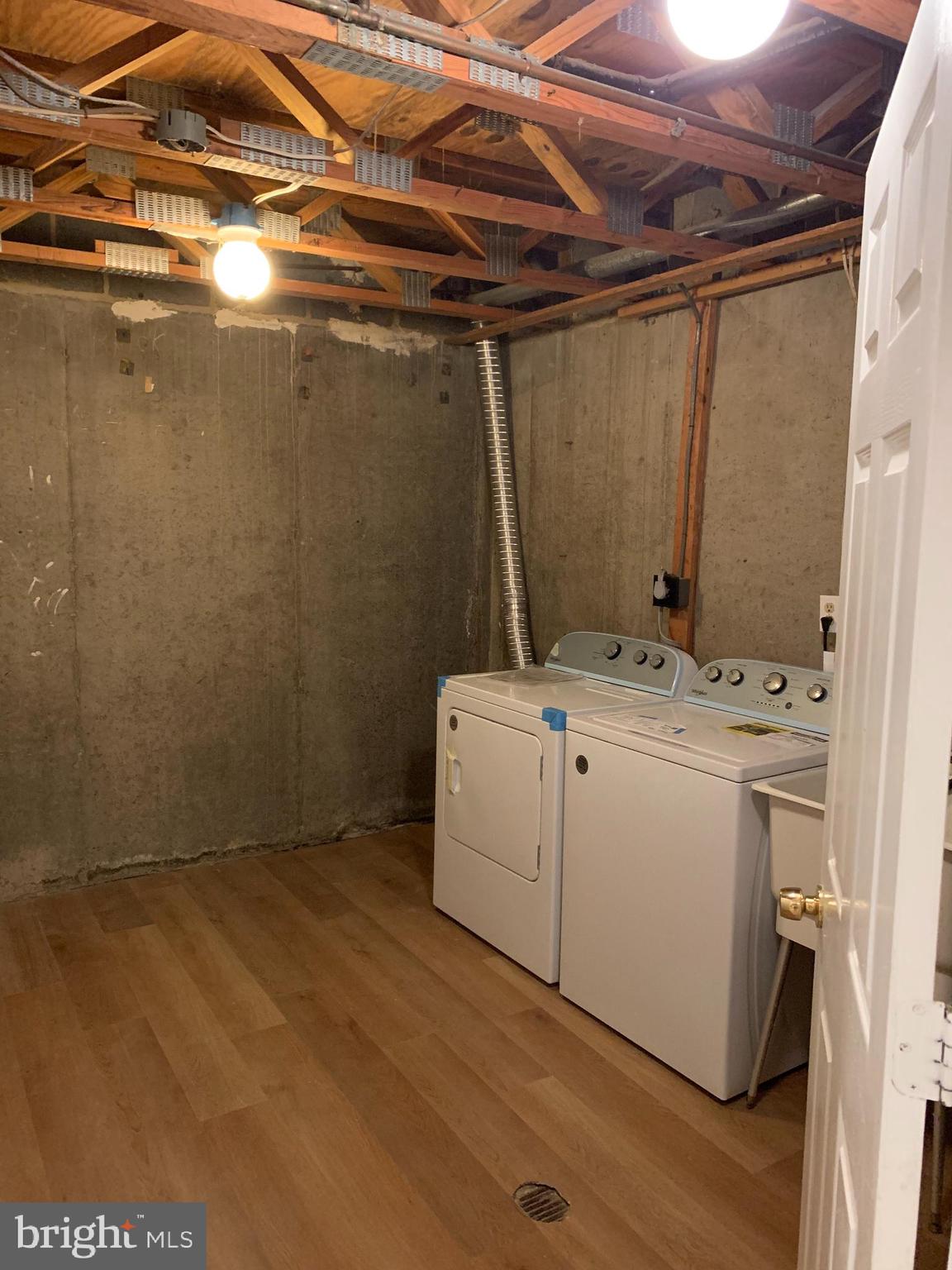 THE TIMBERS - Residential Lease