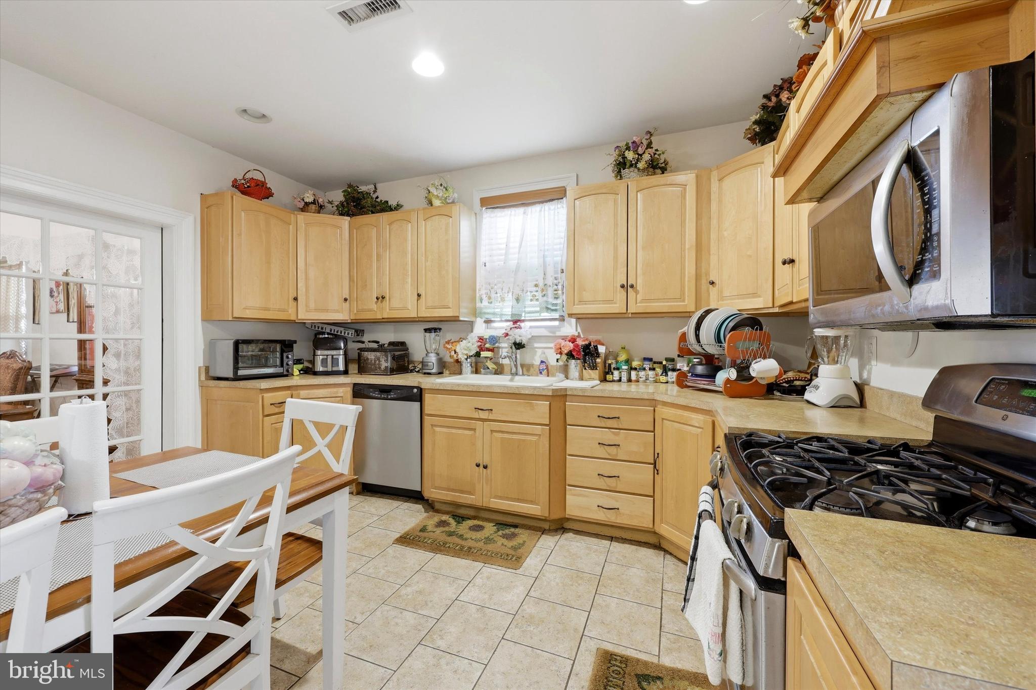 AFTON CREST - Residential