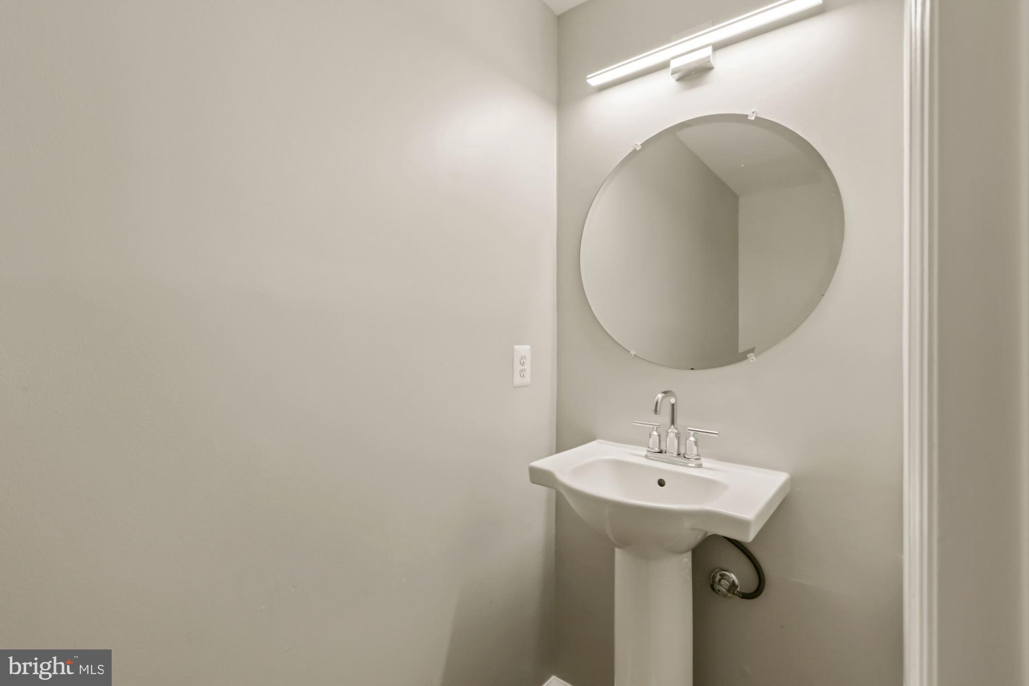 SOUTH RIDING - Residential Lease