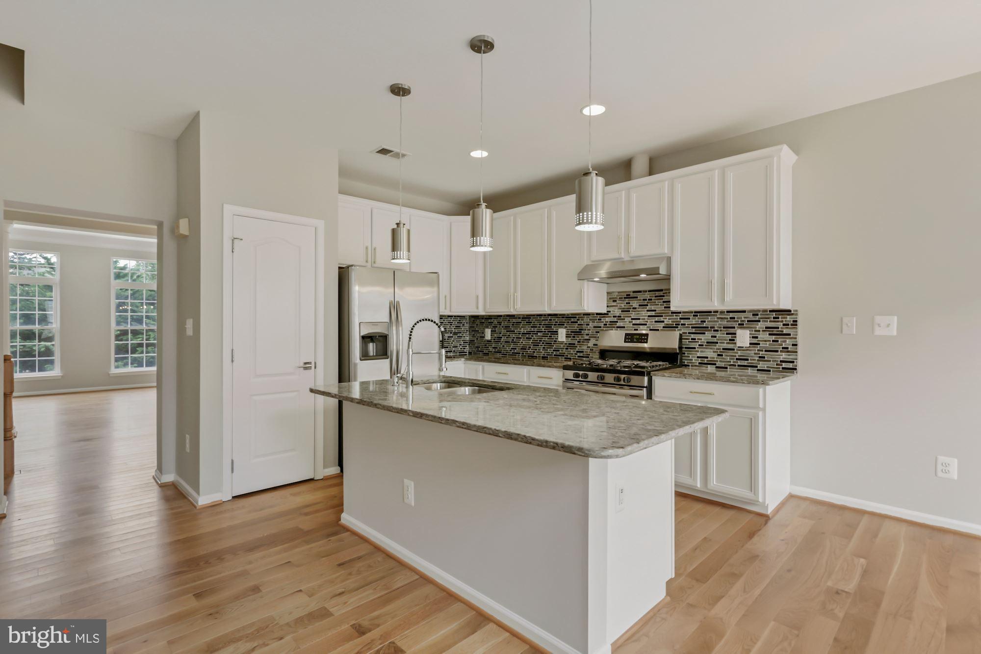 SOUTH RIDING - Residential Lease