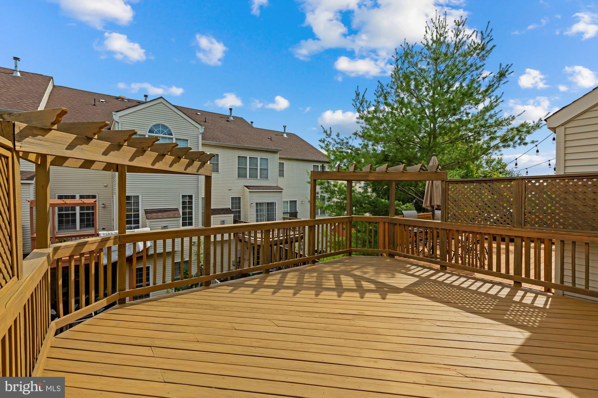 SOUTH RIDING - Residential Lease