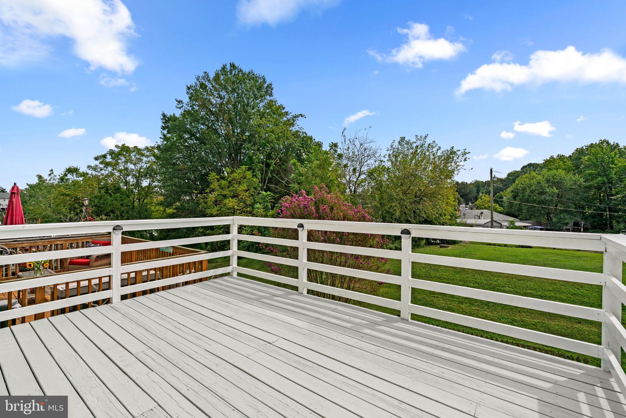 MARINE OAKS VILLAGE - Residential