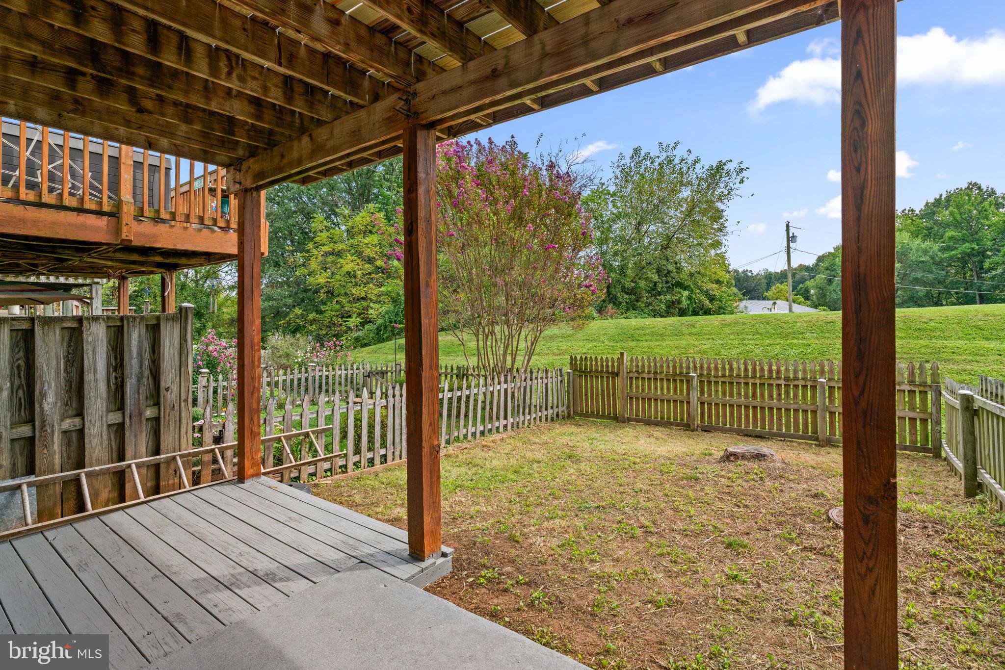 MARINE OAKS VILLAGE - Residential