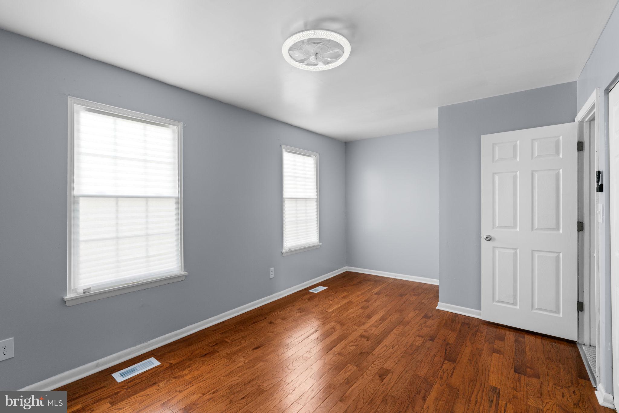 MARINE OAKS VILLAGE - Residential