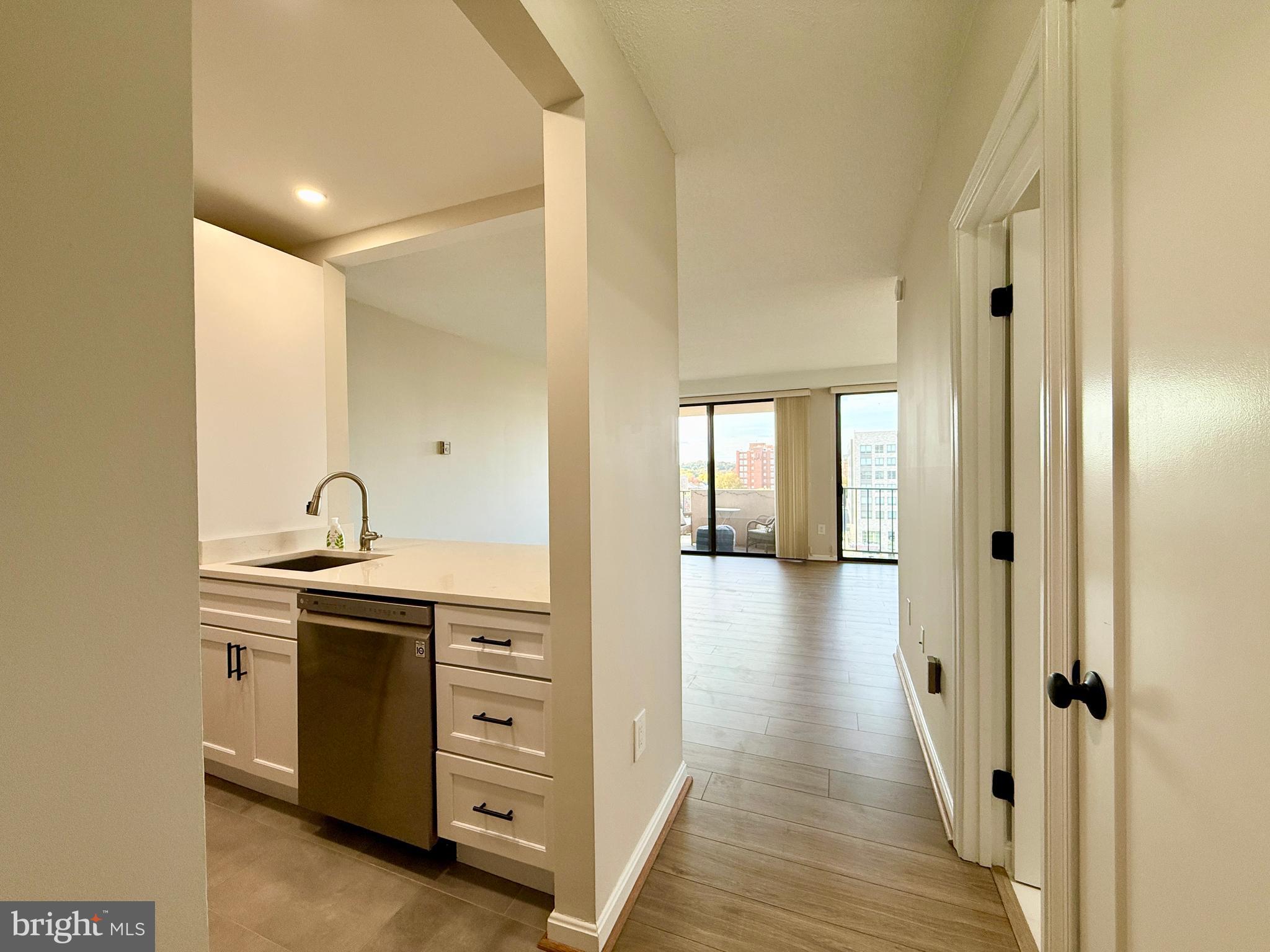 4141 N HENDERSON ROAD 715