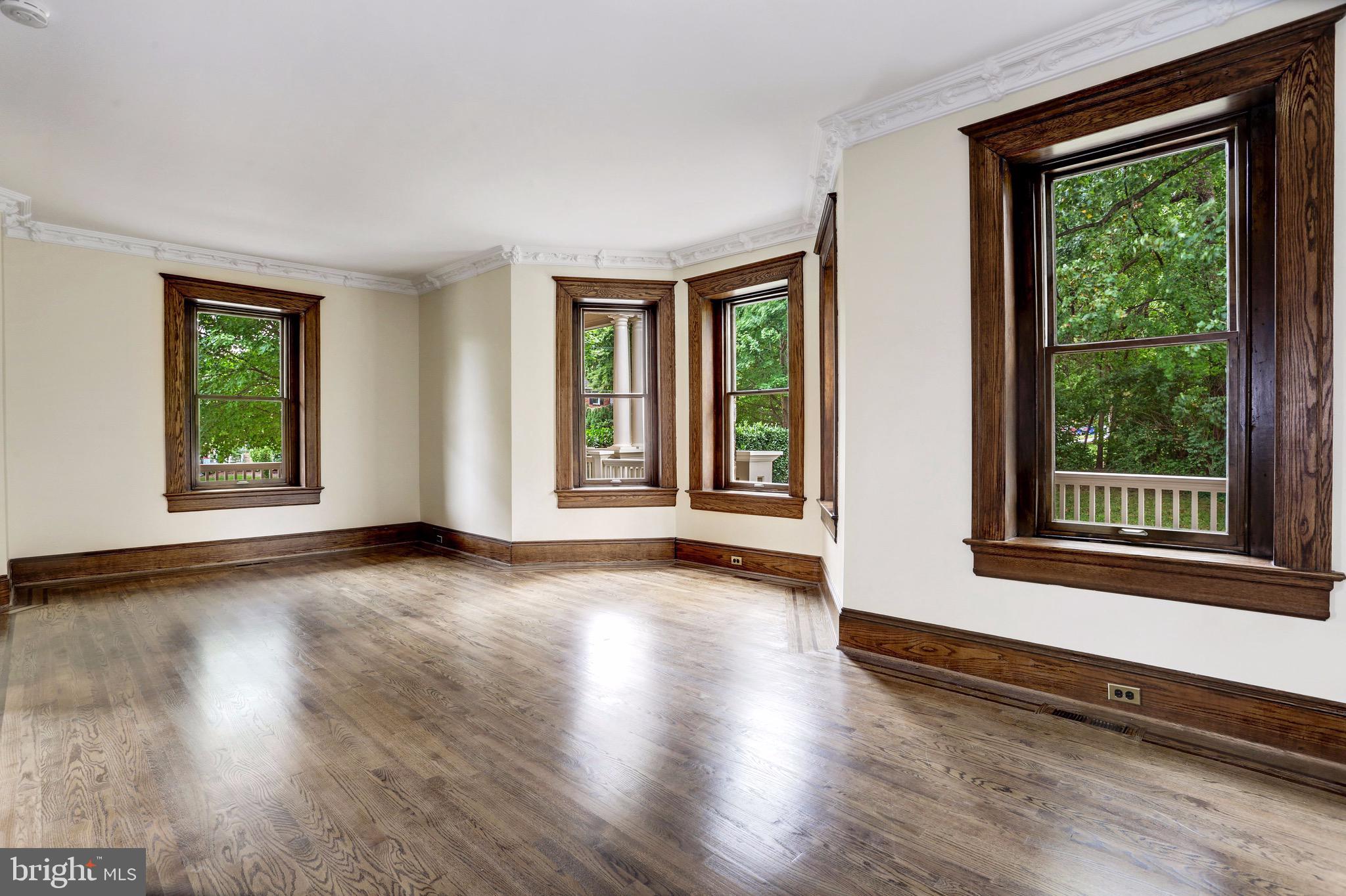 AMERICAN UNIVERSITY PARK - Residential