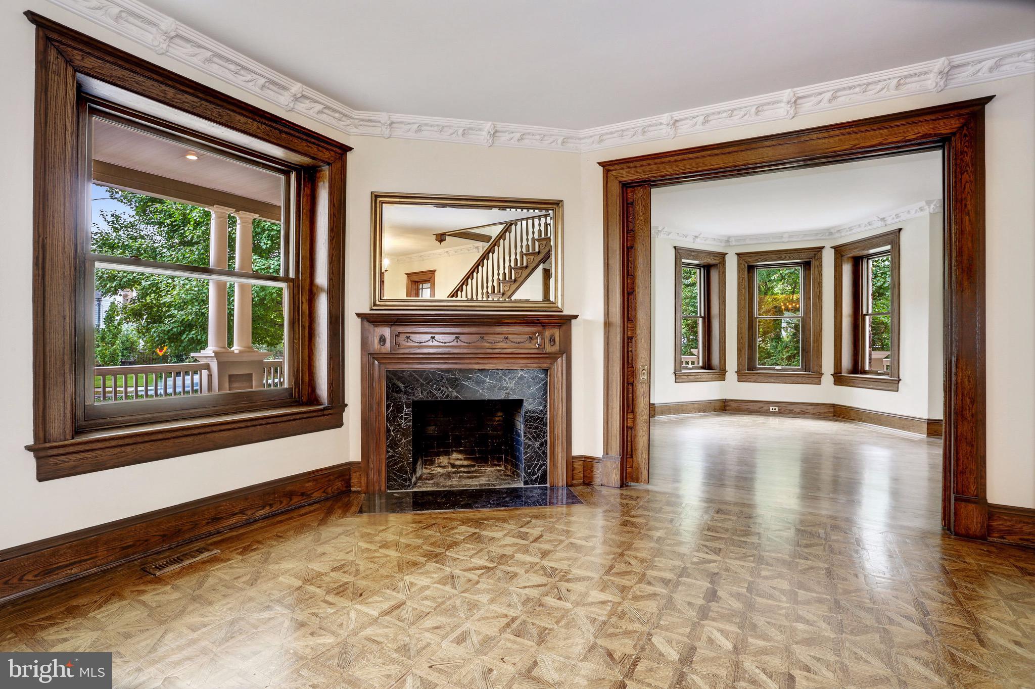 AMERICAN UNIVERSITY PARK - Residential