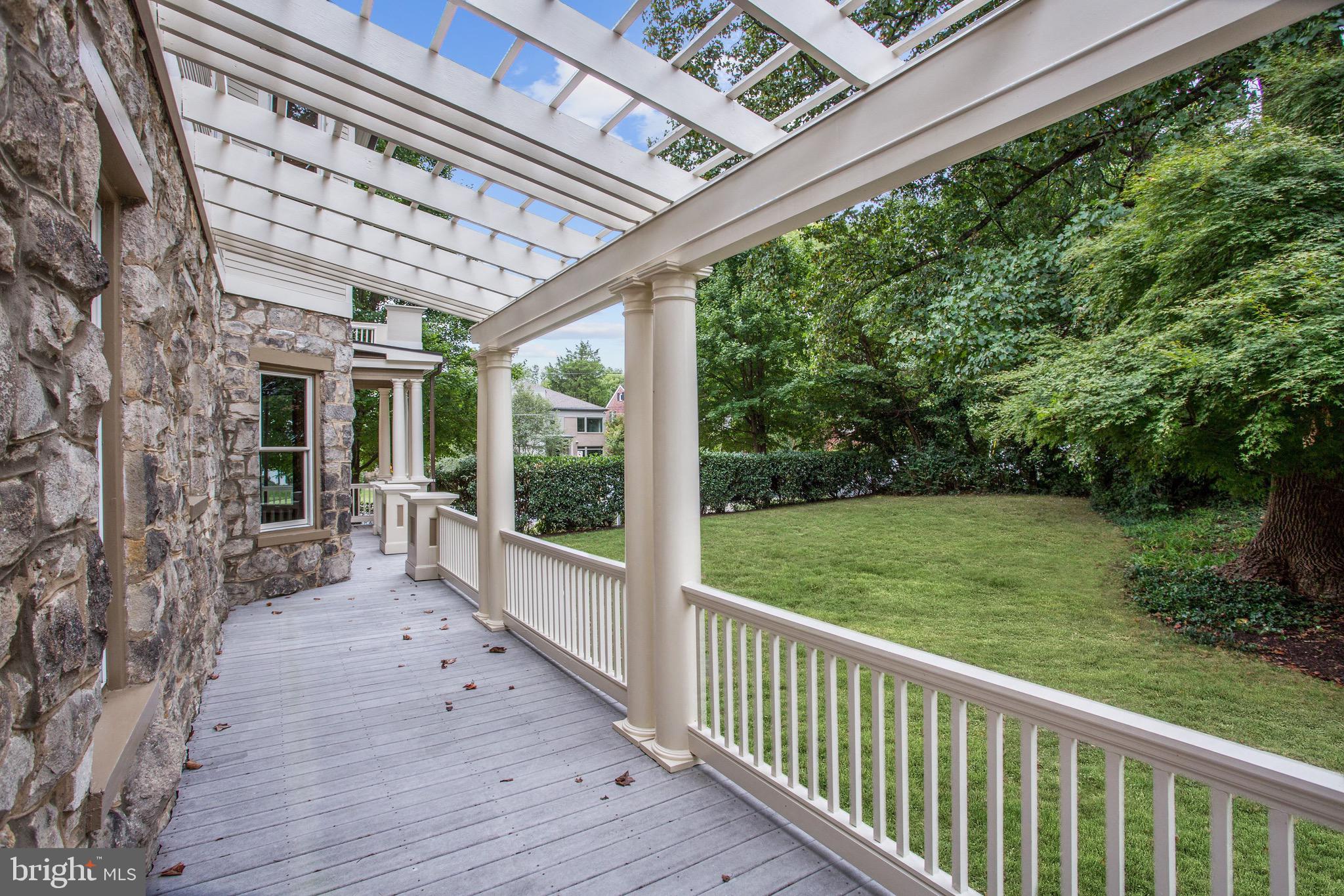 AMERICAN UNIVERSITY PARK - Residential