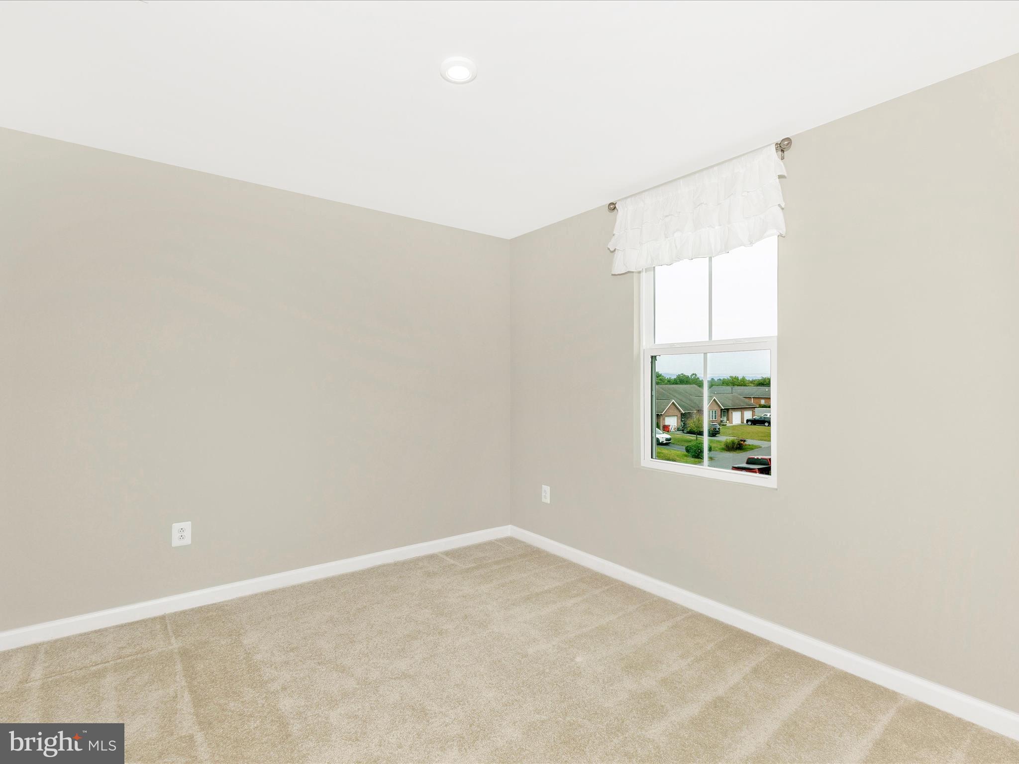 LAURICH GEMS SOUTH - Residential