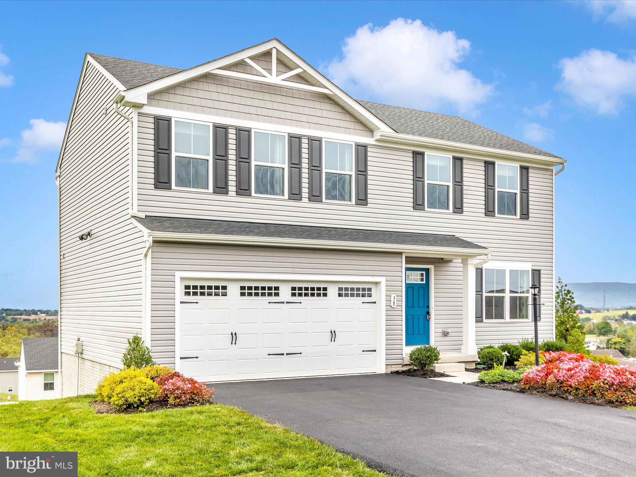 LAURICH GEMS SOUTH - Residential