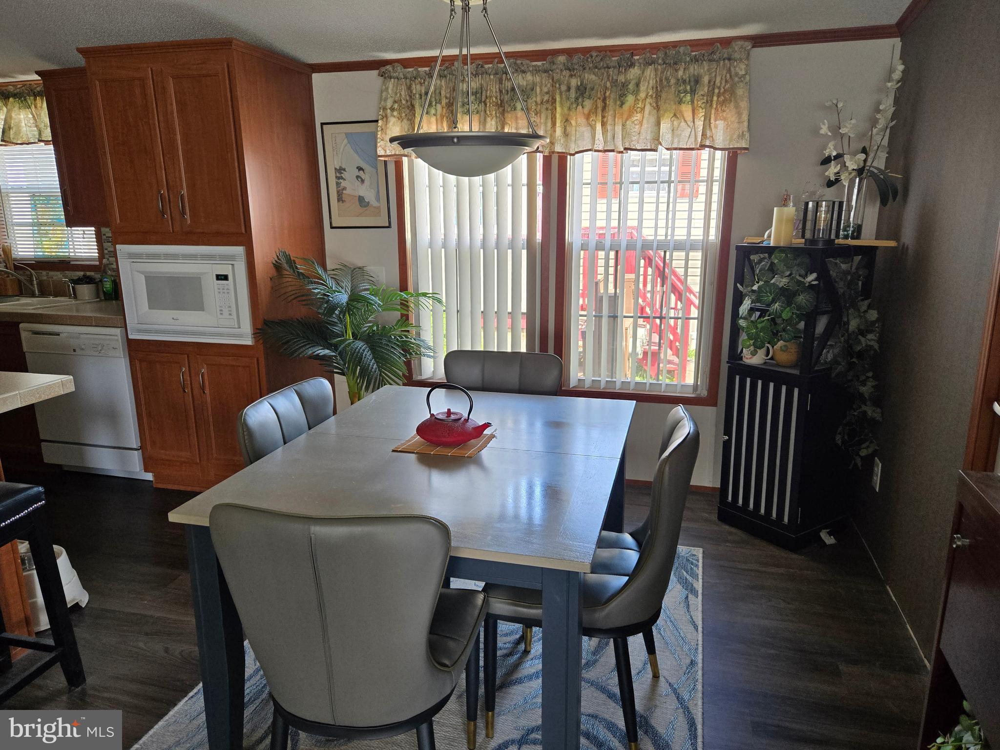 G&G COMMUNITIES - Residential