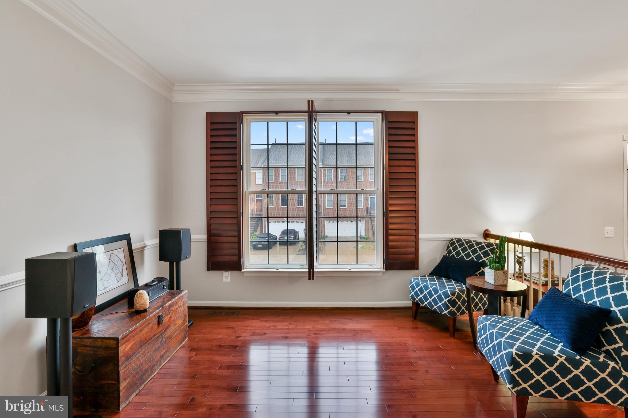 LOUDOUN VALLEY ESTATES - Residential