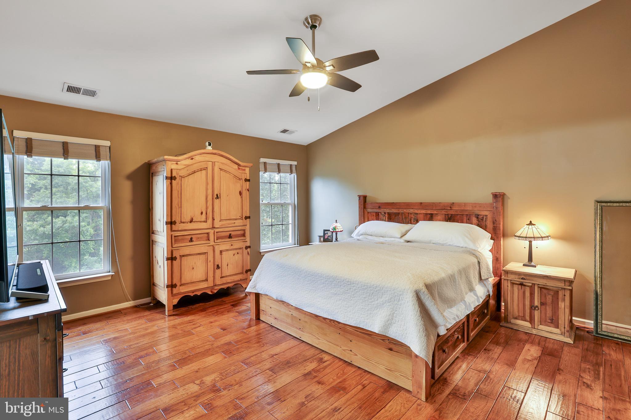 LOUDOUN VALLEY ESTATES - Residential