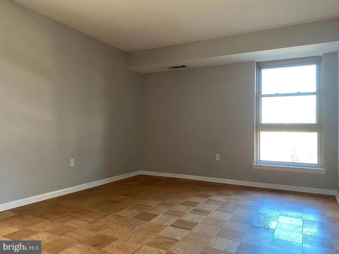 GLENWAYE GARDENS - Residential