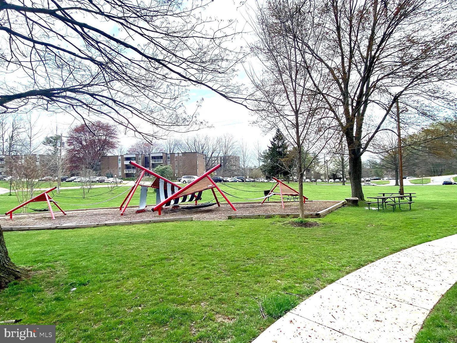 GLENWAYE GARDENS - Residential