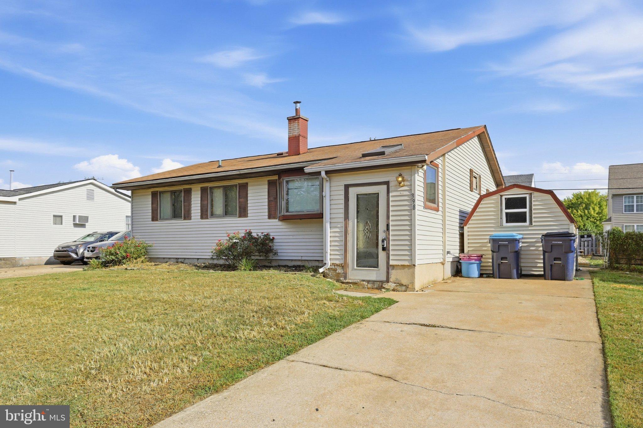 398 RONALD LANE