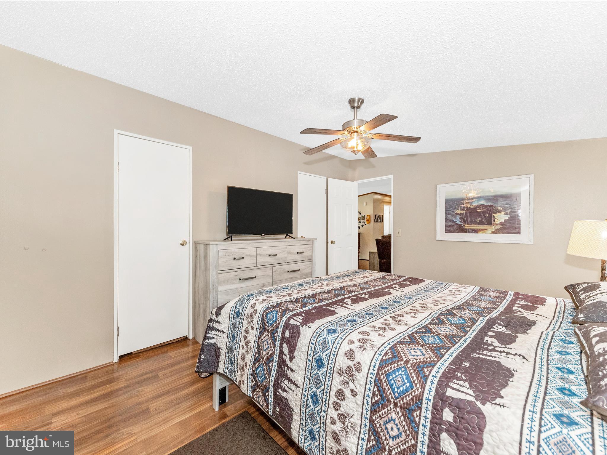 HIGHLAND MANOR - Residential