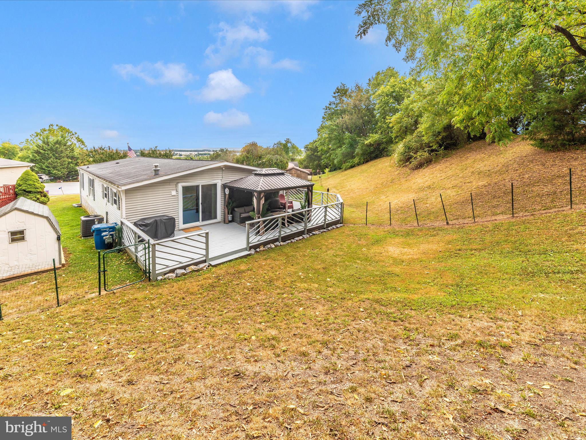 HIGHLAND MANOR - Residential