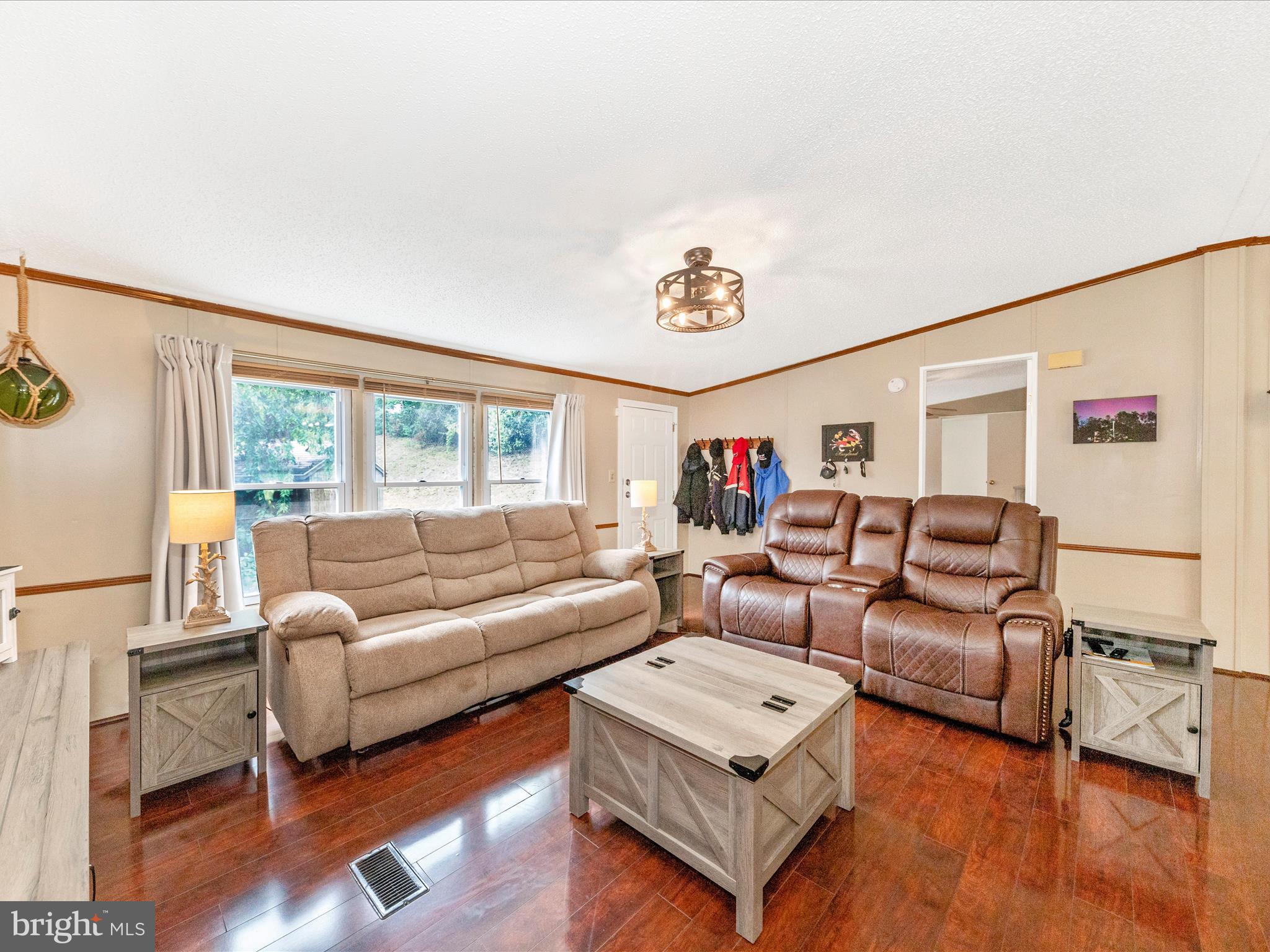 HIGHLAND MANOR - Residential