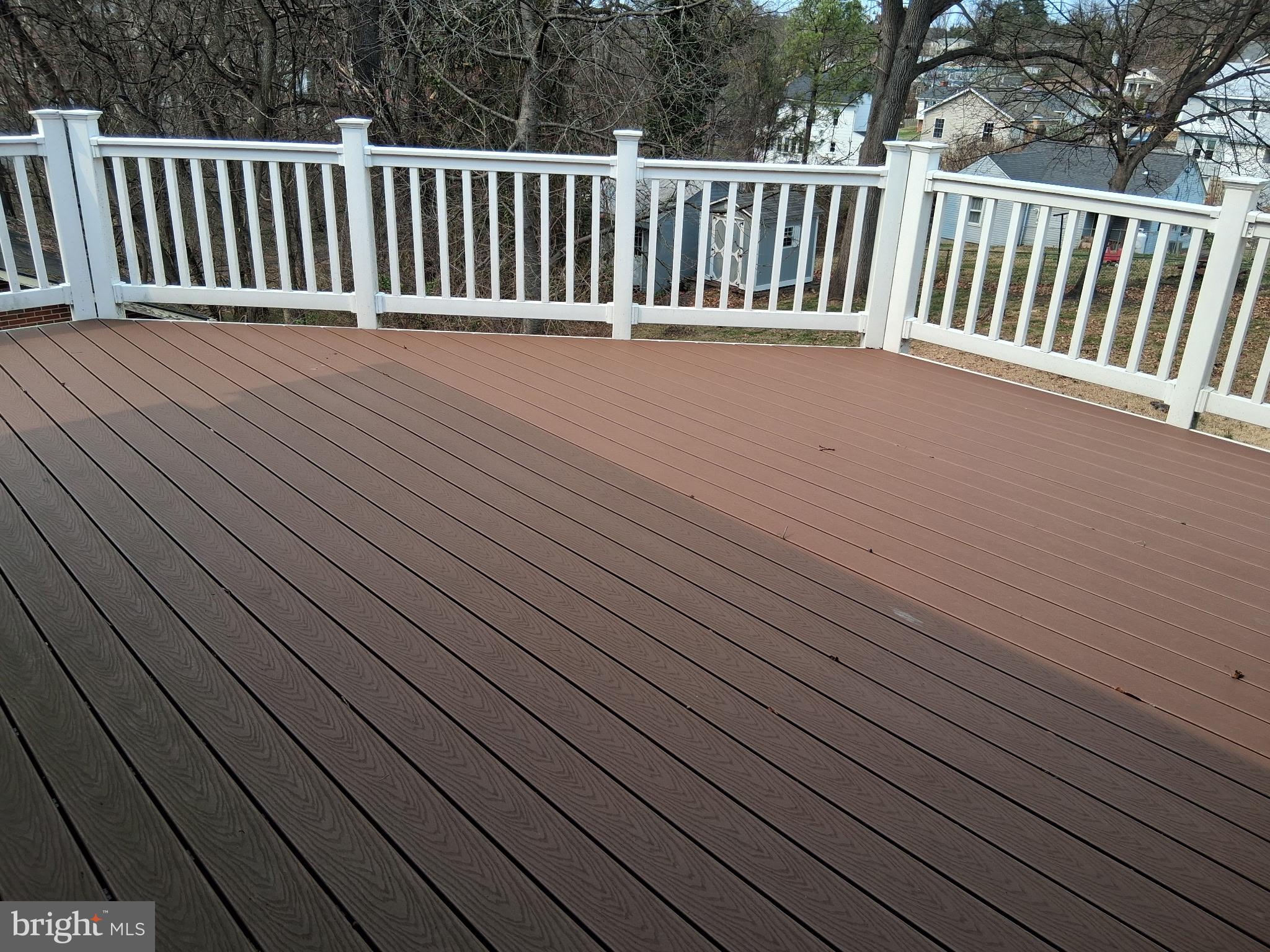 FAIRVIEW COURT - Residential