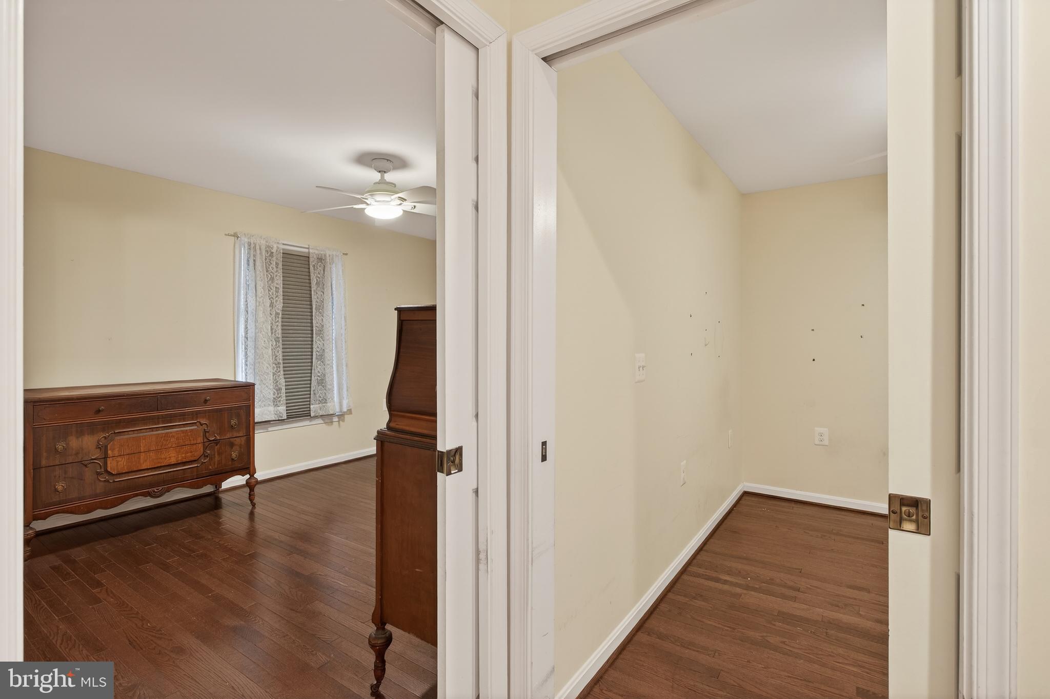 FAIRVIEW COURT - Residential